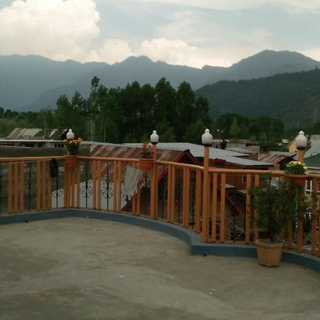 My Guest House Srinagar  Exterior photo