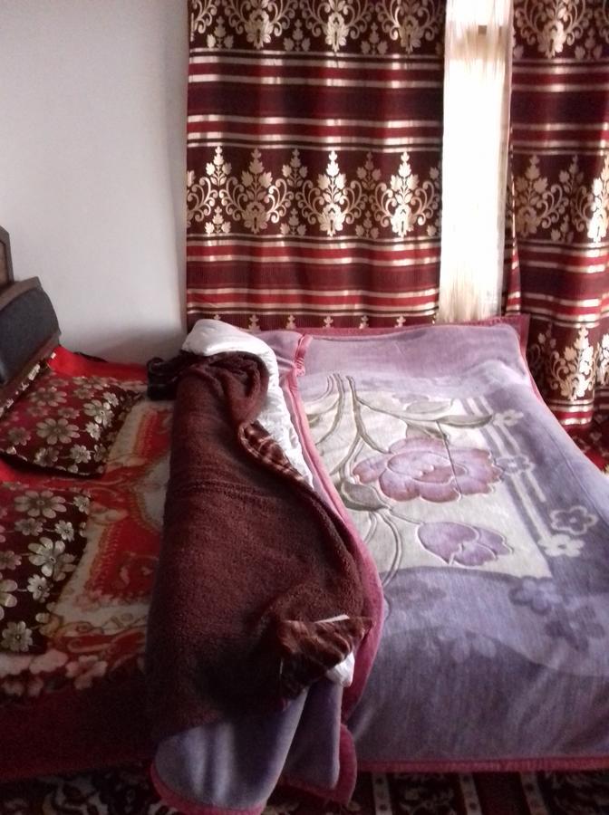 My Guest House Srinagar  Exterior photo